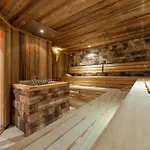 Superior Edelweiss Hotel 4*