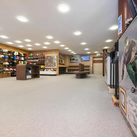 Hotel Superior Edelweiss 4*