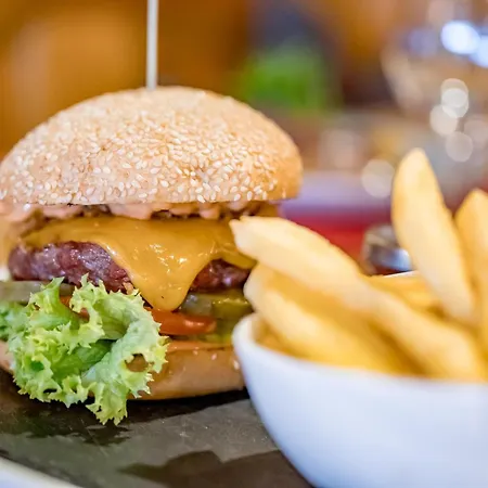 Superior Edelweiss Hotel