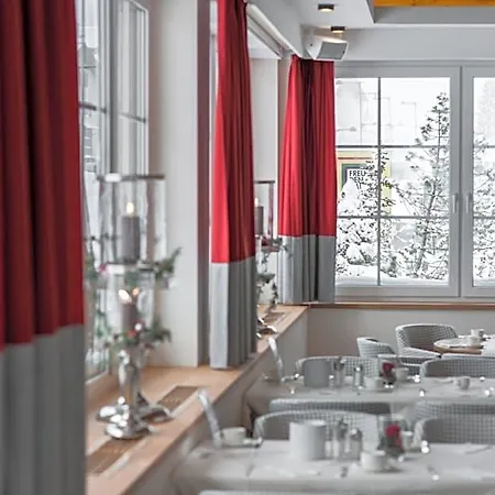 Superior Edelweiss Hotell
